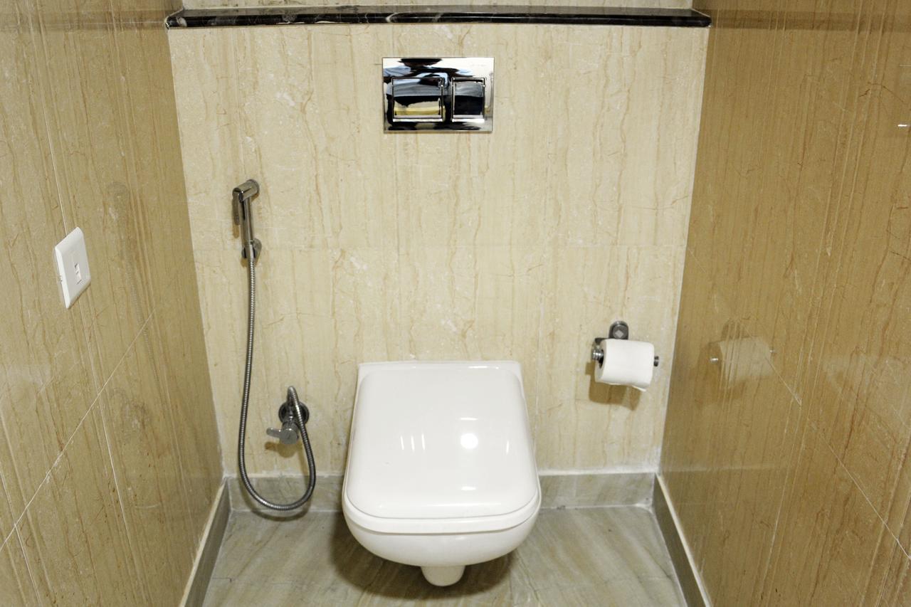 Trinity Corporate Udyog Vihar Hotel Gurgaon Exterior photo