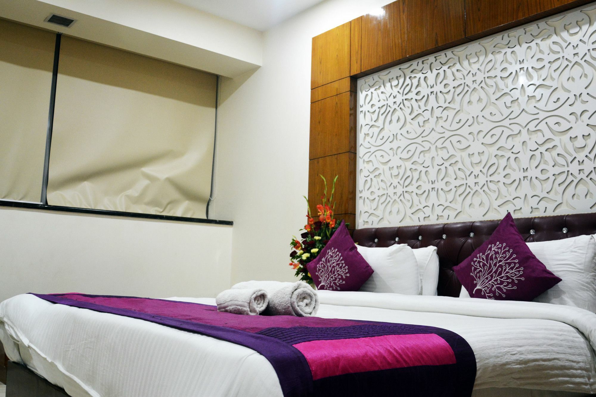 Trinity Corporate Udyog Vihar Hotel Gurgaon Exterior photo